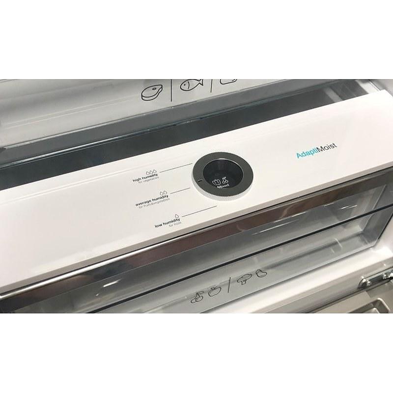 Sharp SJ-NBA32DHDAE  367 l E  No Frost  Black stainless steel